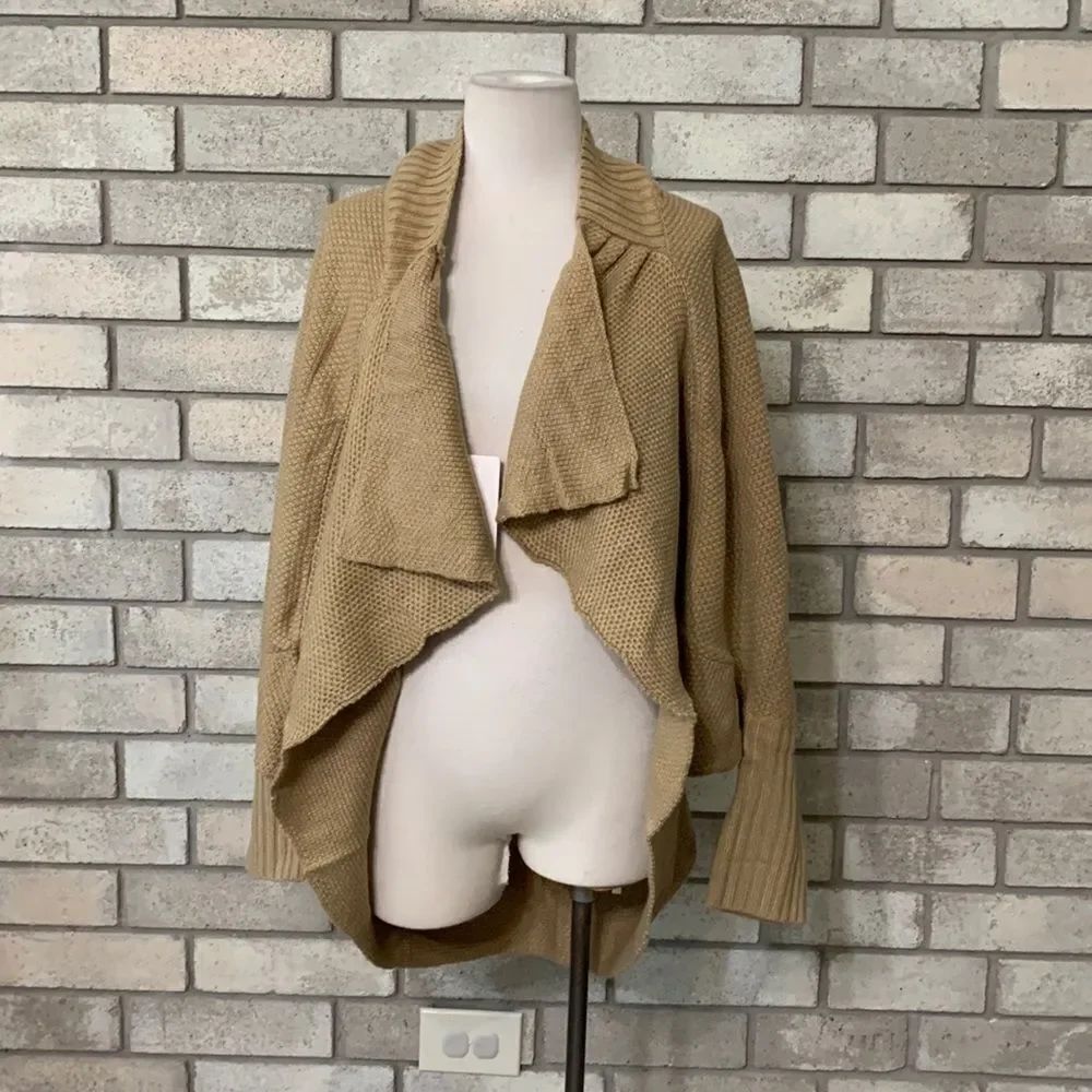 3for$20 NWT sweater large
